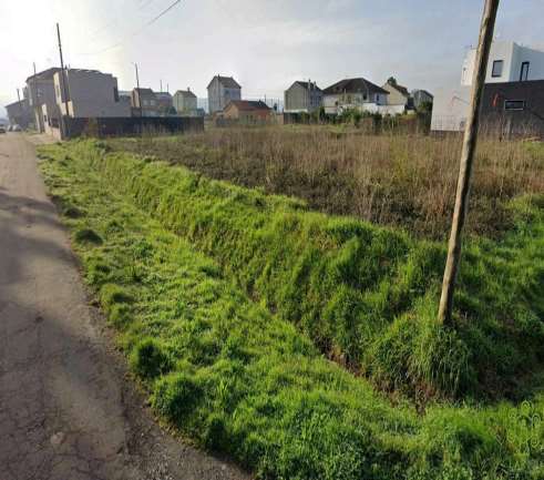Parcela en venta en Carballo