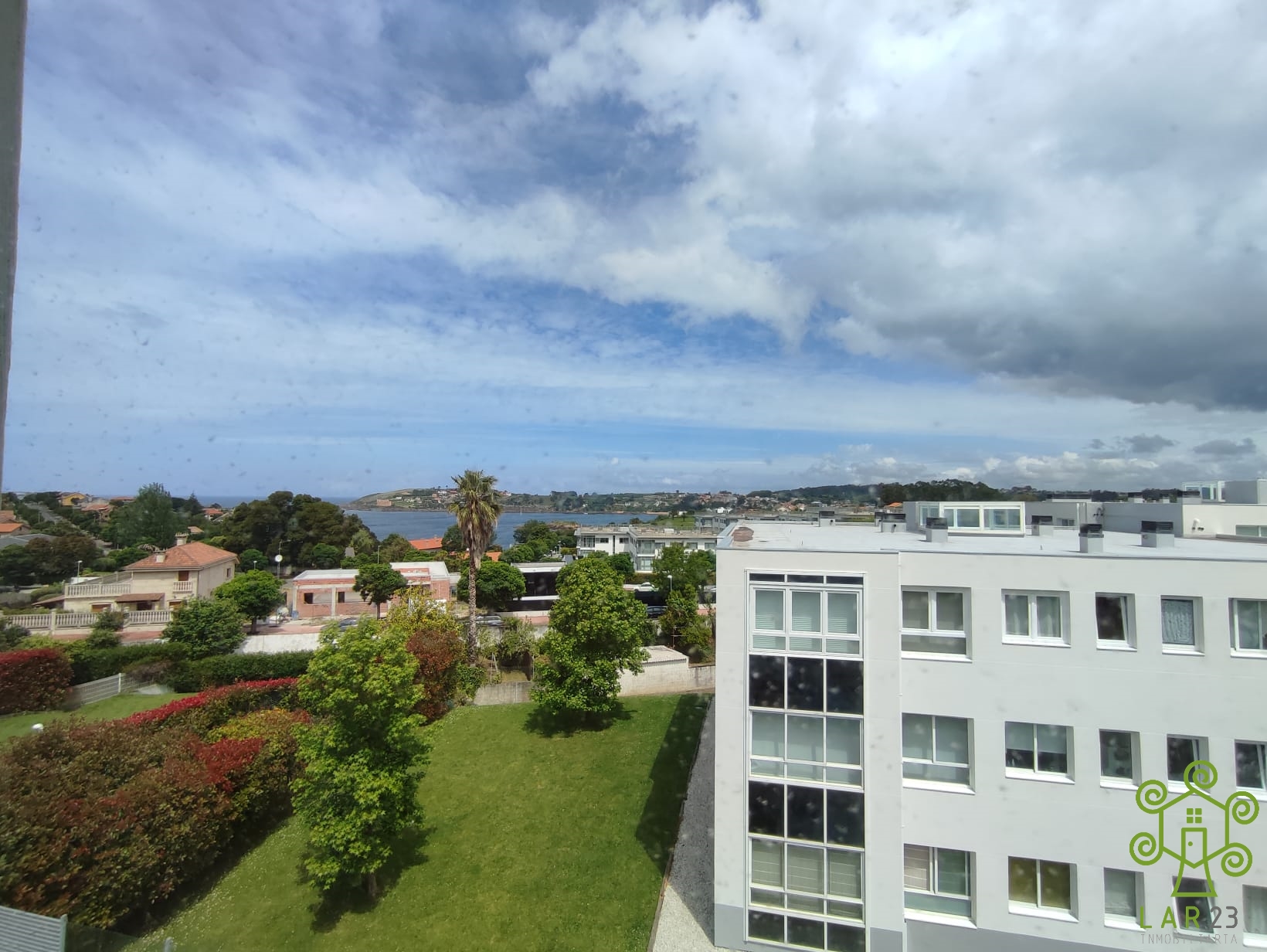 Imagen de WhatsApp 2025-06-01 a las 13.44.46_8c9938ea PISO EN ALQUILER EN PUNTA CANIDE